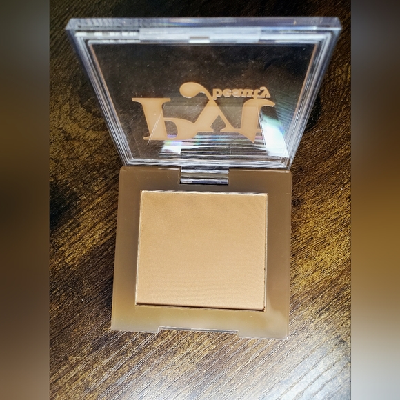 5/75$ PYT BEAUTYSet Me Up Setting Powder in Dark Warm - Picture 6 of 13